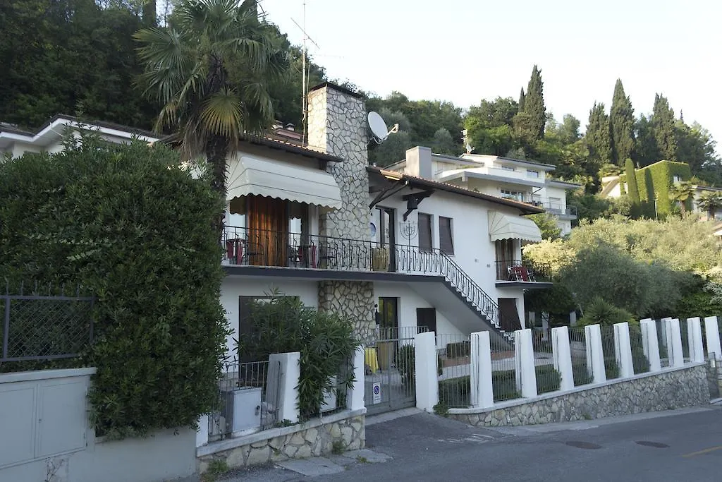 Guest House Villa De Ros location