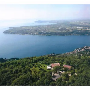 La Fiocchina - Magic Place - & In Garda - Countryside Farmhouse, Inside The Middle Of The Frühstückspension