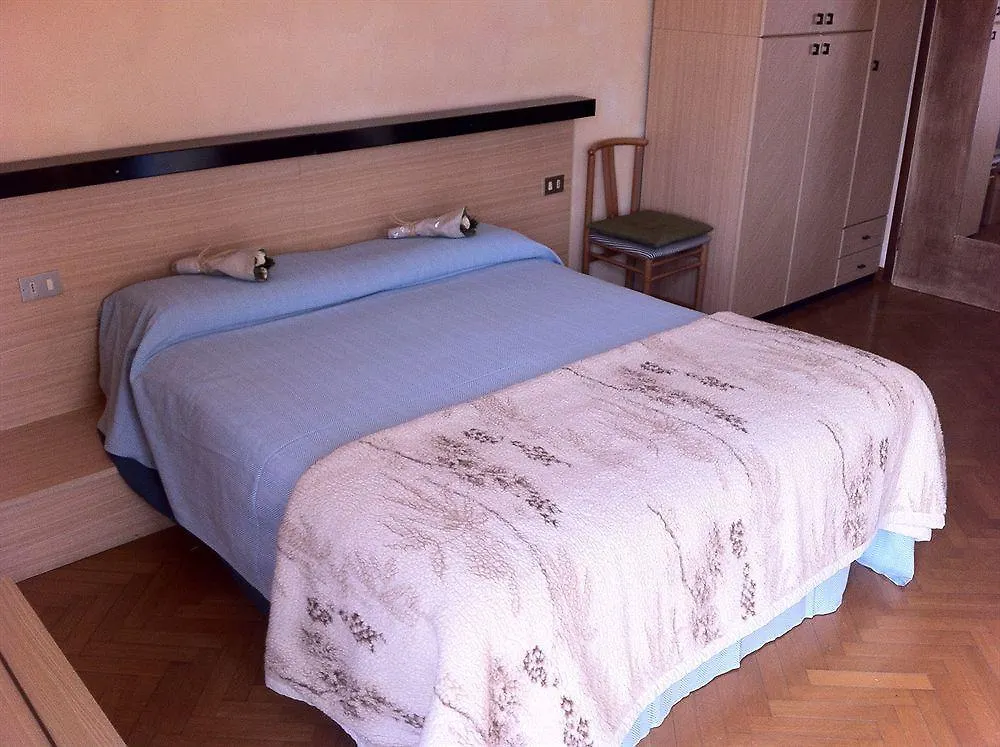 Guest House Villa De Ros Salo