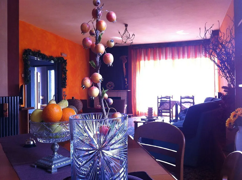 Bed & Breakfast Guest House Villa De Ros Salo